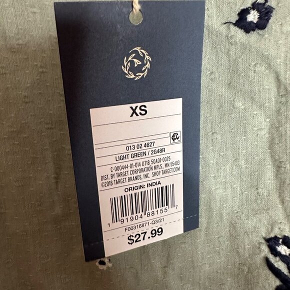 NWT Universal Thread Sage Green Peasant Blouse Puff Sleeve Floral Embroidery XS - Picture 9 of 9